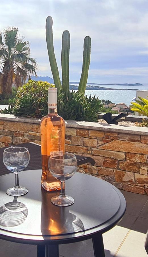 Magnifique Appartement Vue Mer - Grande Terrasse Et Piscine Bandol Exteriör bild